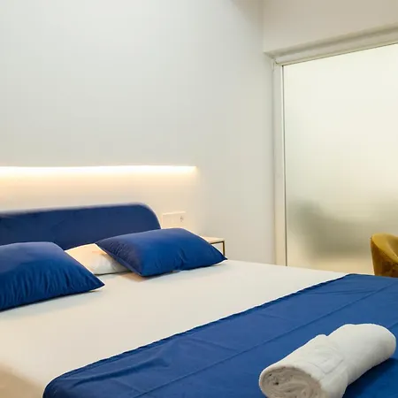 Forata Lofts Pensión 3*